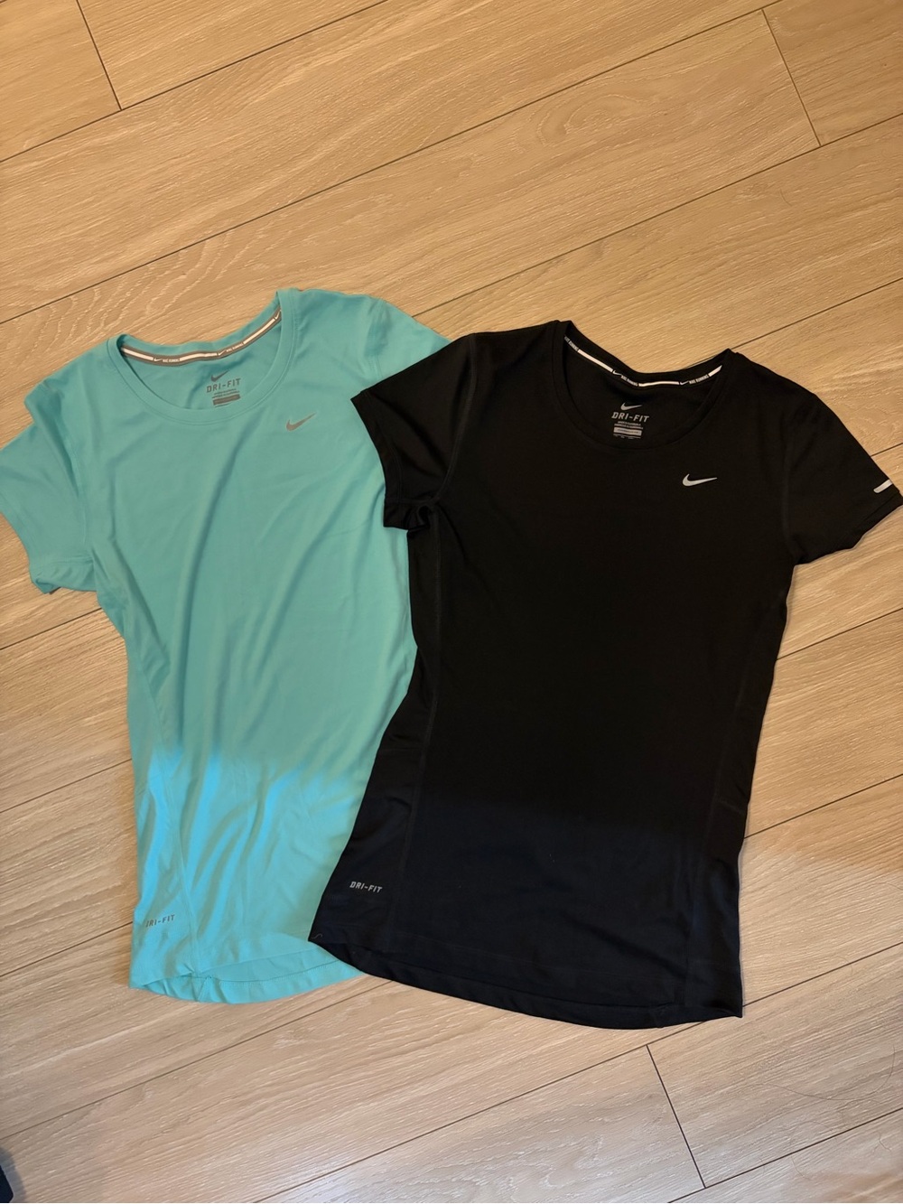 Nike Women’s Short-Sleeve Dri-FIT Teal & Black Performance Tee